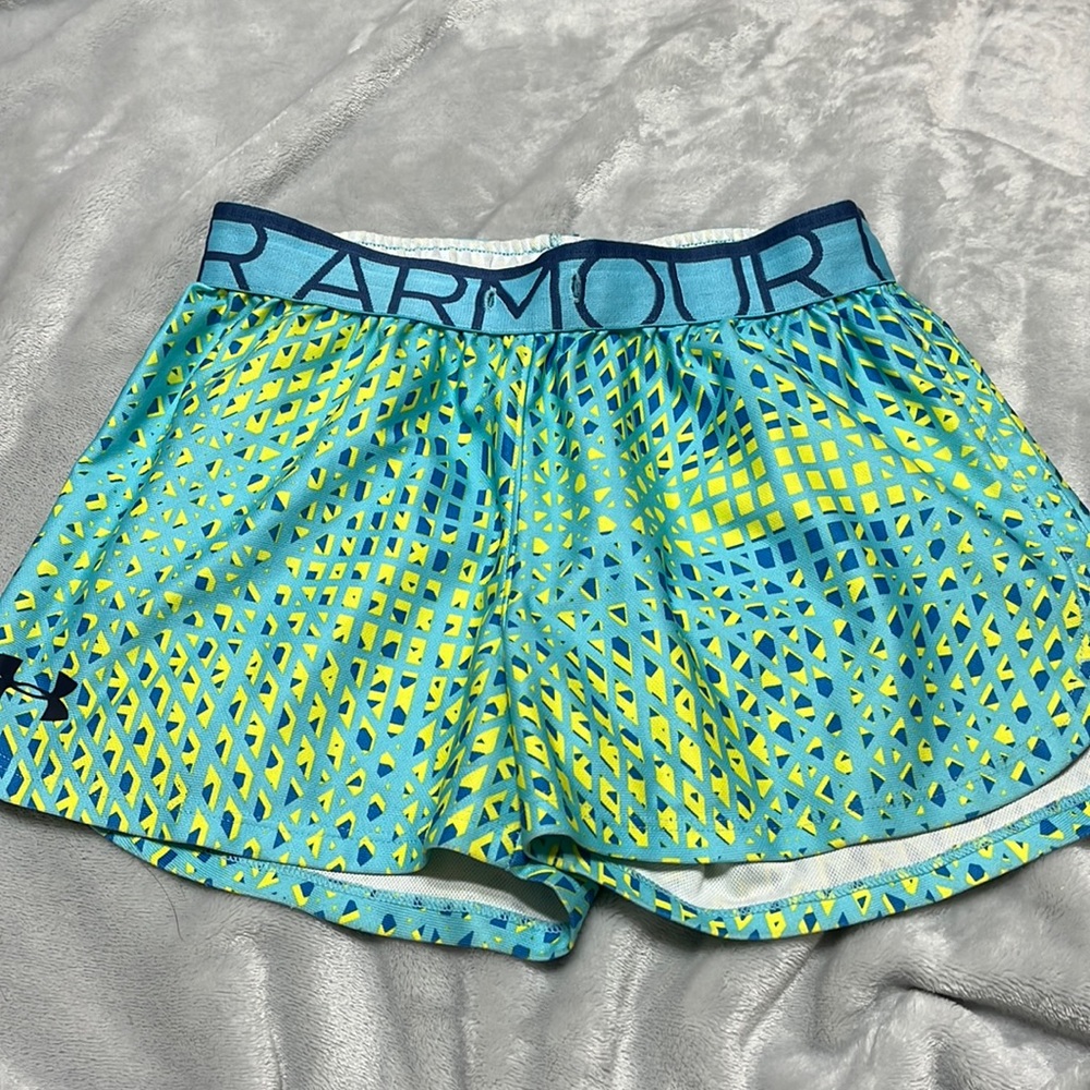 Under Armor Athletic Shorts (girl)